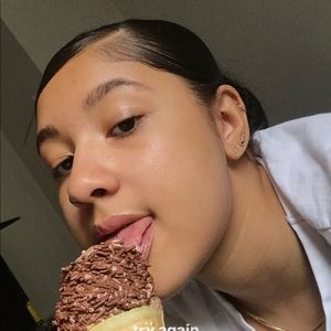 Meet your Posher, Aliyah